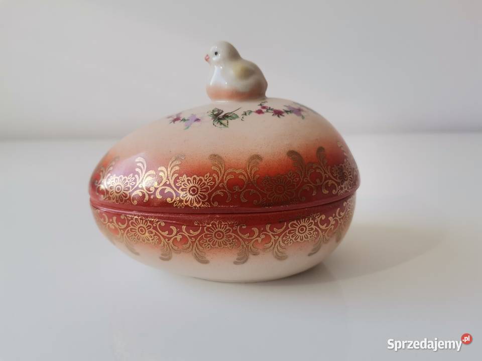 Stara przedwojenna bomboniera Jajo z kurczakiem Porcelana i szkło Katowice