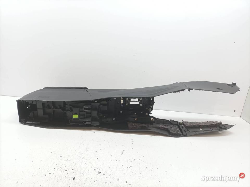 TUNEL ŚRODKOWY PODŁOKIETNIK DEKOR Peugeot 2008 Rok produkcji 2024 świętokrzyskie sprzedam