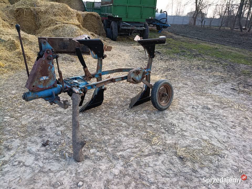 Pług 2 skibowy obrotowy Huard Opatów
