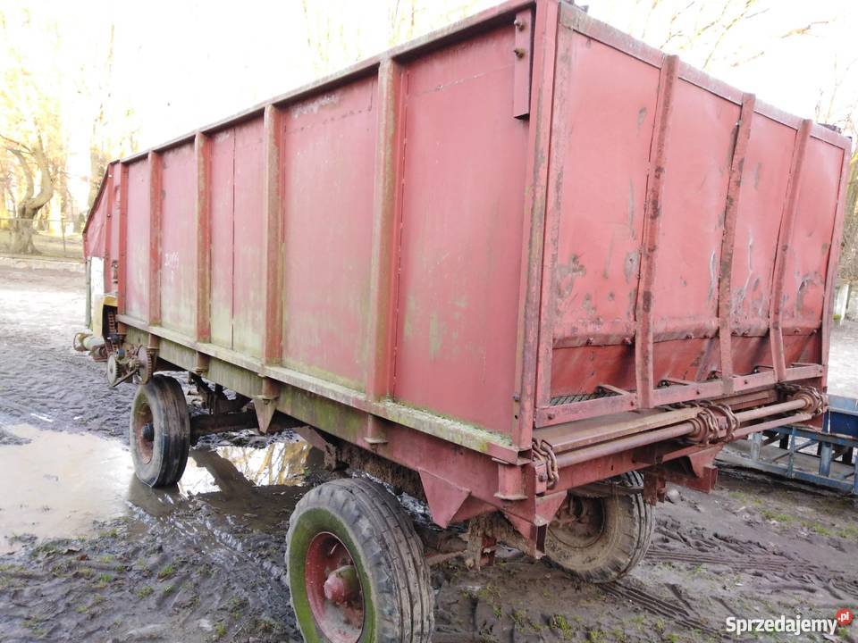 Wóz paszowy KTU1017 nieuszkodzony