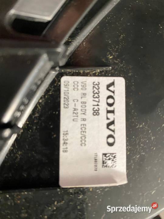 PRAWA LAMPA REFLEKTOR TYŁ LED VOLVO V90 II LIFT Lampy przednie wielkopolskie