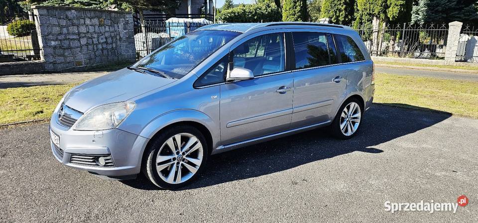 Opel Zafira B 20T
