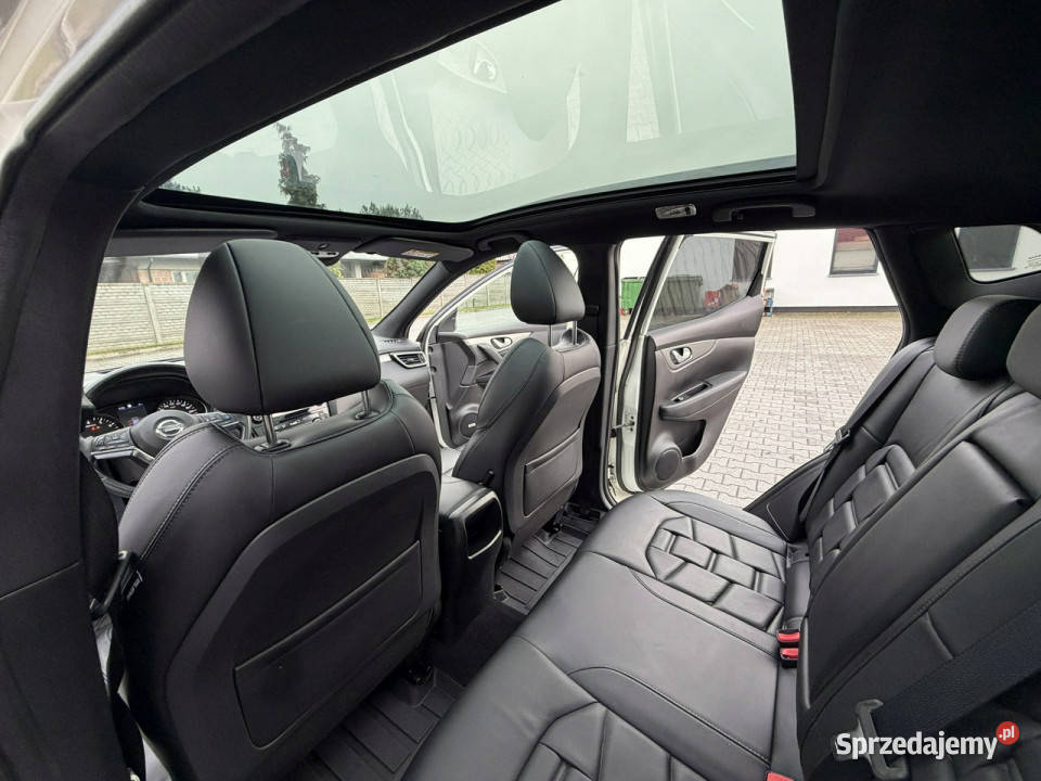 Nissan Qashqai 13DIGT 160 elektrycznie ustawiane fotele