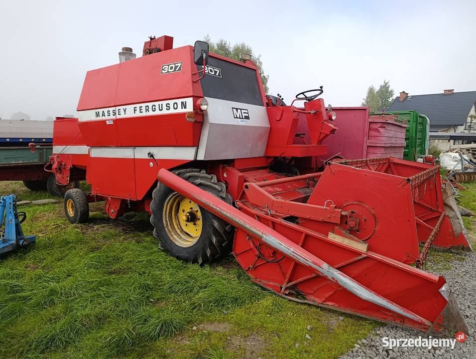 Kombajn zbożowy Massey Ferguson 307 Rawica Nowa