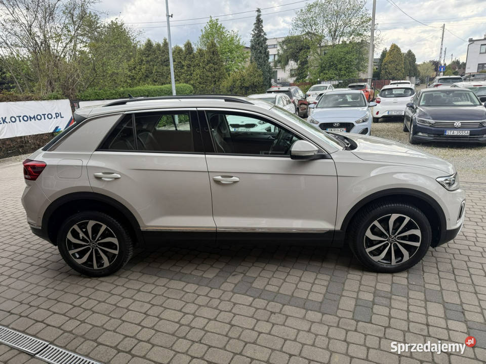 Volkswagen TRoc Rezerwacja I 20172025 Orzech