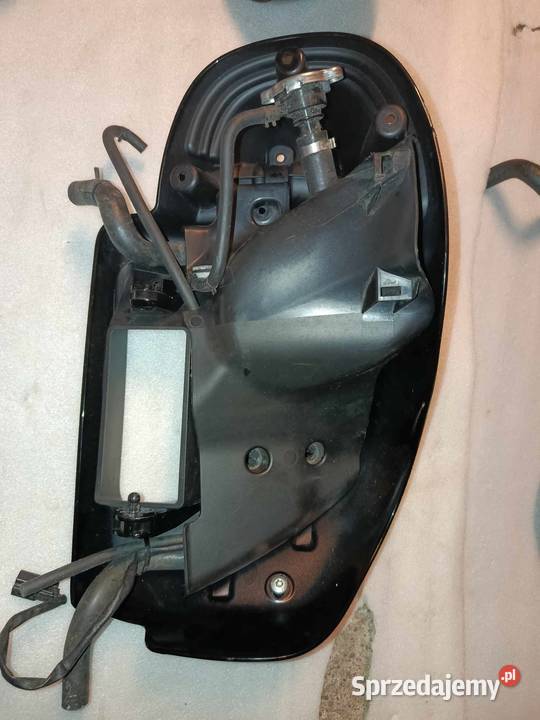 Harley lewy gołębnik osłona 14 chodnica woda oem sprzedam