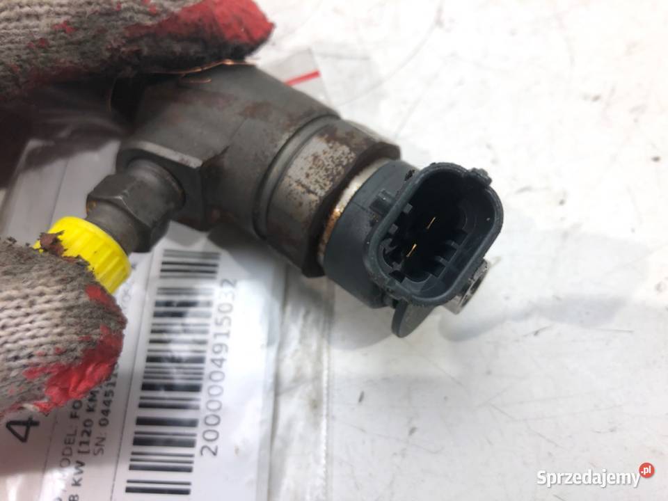 WTRYSKIWACZ FORD FOCUS III 0445110489 15 120