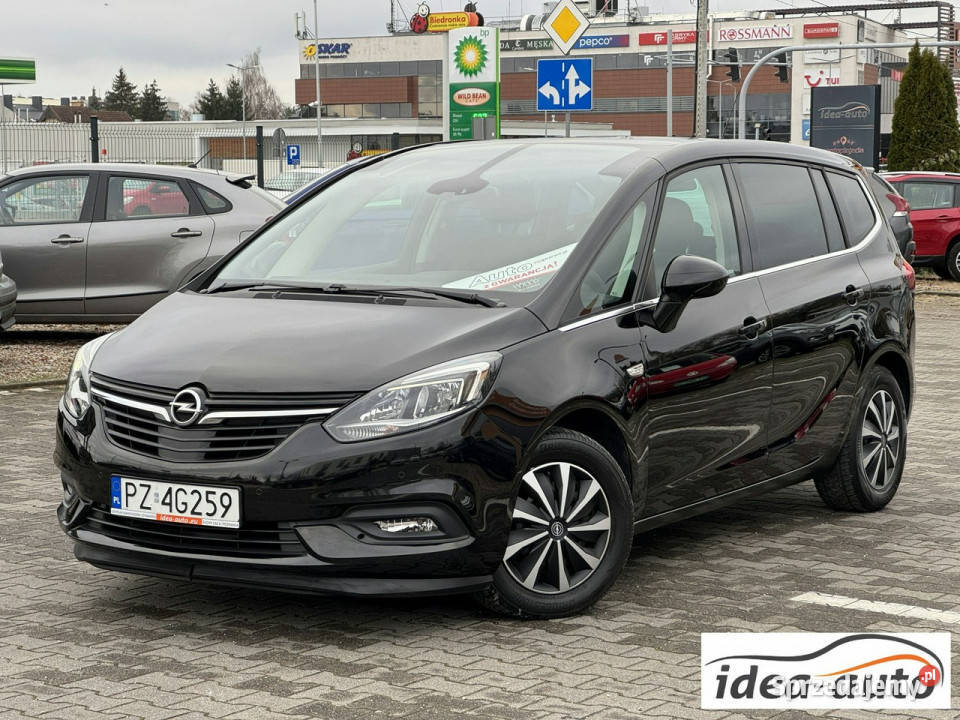 Opel Zafira światła przeciwmgielne Suchy Las