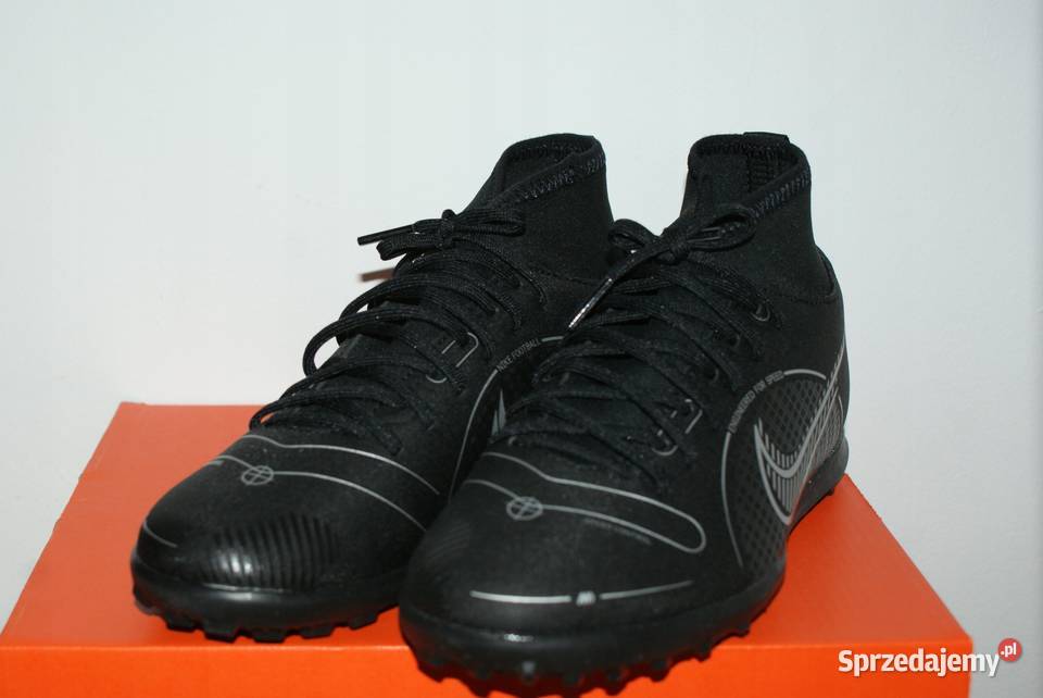 BUTY PIŁKARSKIE NIKE JR SUPERFLY 8 CLUB TF 365 Toruń