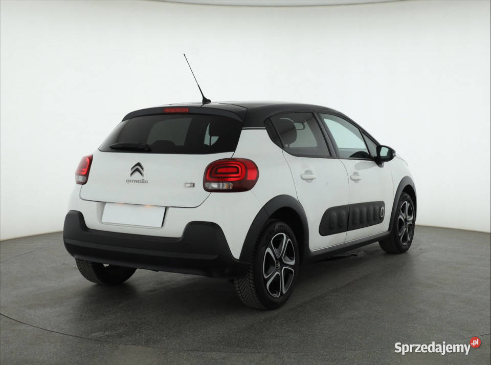 Citroen C3 12 PureTech benzyna sprzedam