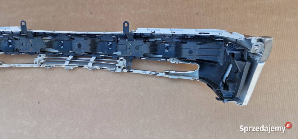 MERCEDES CKLASA W202 ZDERZAK WZMOCNIENIE