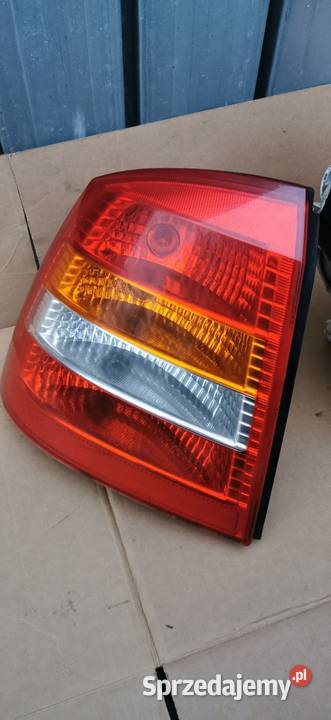 Lampy tylne L i P Opel Astra II G HB komplet Szczytno