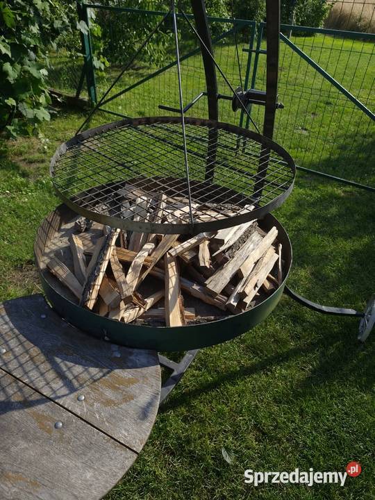 Grill ogrodowy
