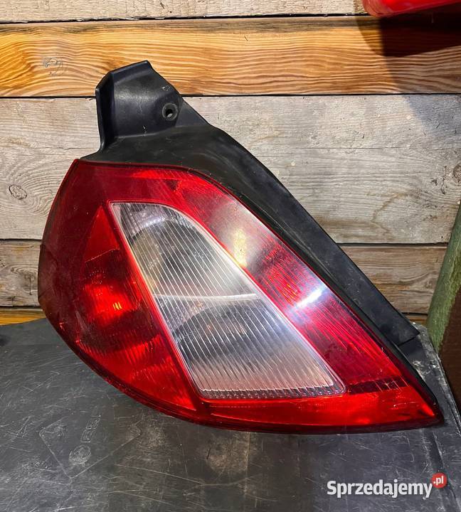 Lampa tył Megane 2 przed lift Cedry Wielkie