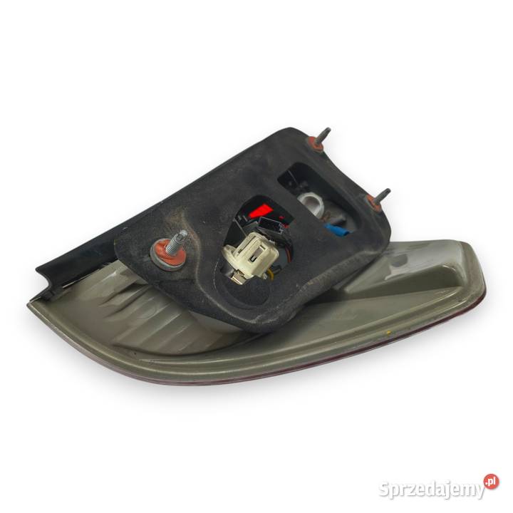 LAMPA PRAWA BMW X3 E83 LIFT 20062010r TYLNIA