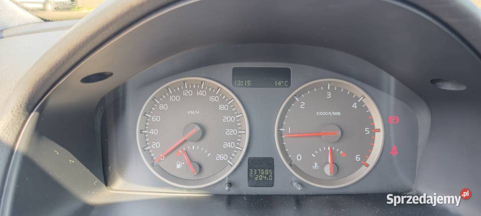 Sprzedam prywatne auto marki Volvo V50 Rok produkcji 2004 V50 wielkopolskie Ostrów Wielkopolski