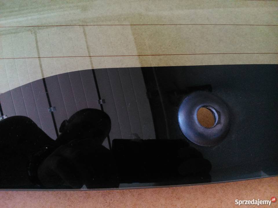 Fokus kombi 2002 szyba kombi Koniaczów