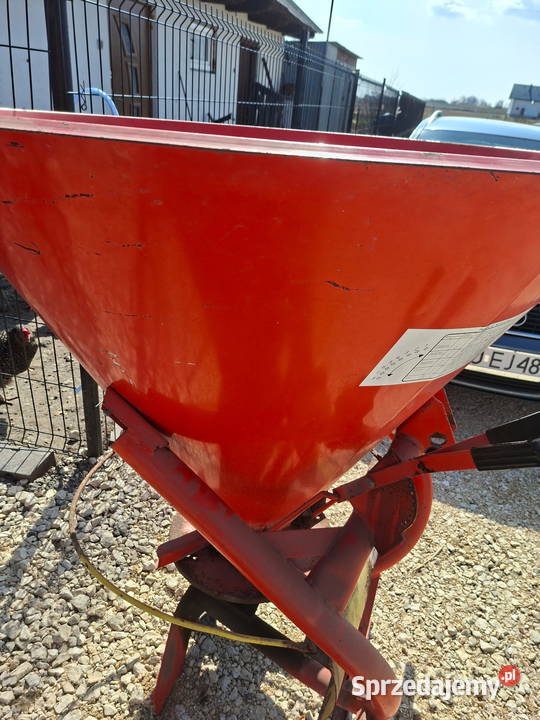 Rozsiewacz nawozy nieuszkodzony Busko-Zdrój