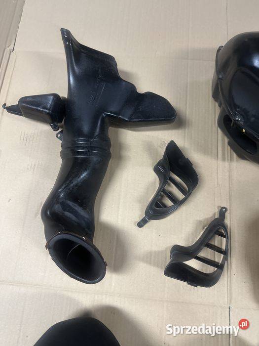 Airbox Wloty powietrza kratki Honda CBR F4i CBR Poznań sprzedam