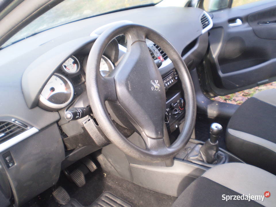 peugeot 207 14 b vti 75 świętokrzyskie