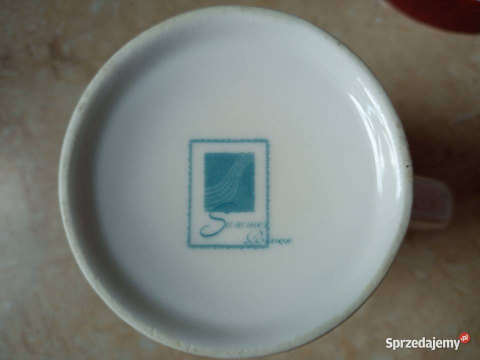 Garnuszek ozdobiony różami prezent Częstochowa