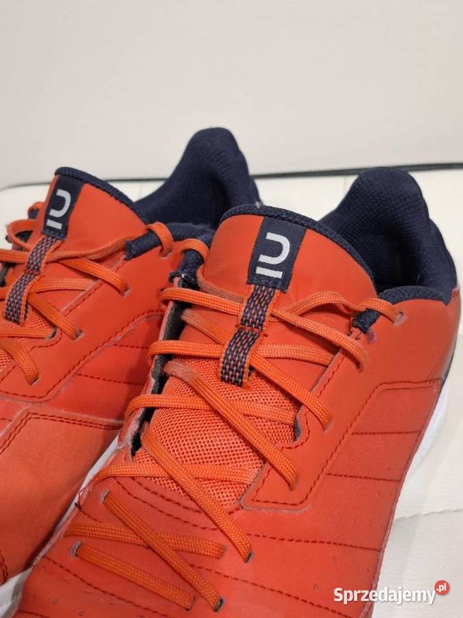 Kipsta 44 Eskudo buty halówki piłki nożnej Sportowe Kraków sprzedam