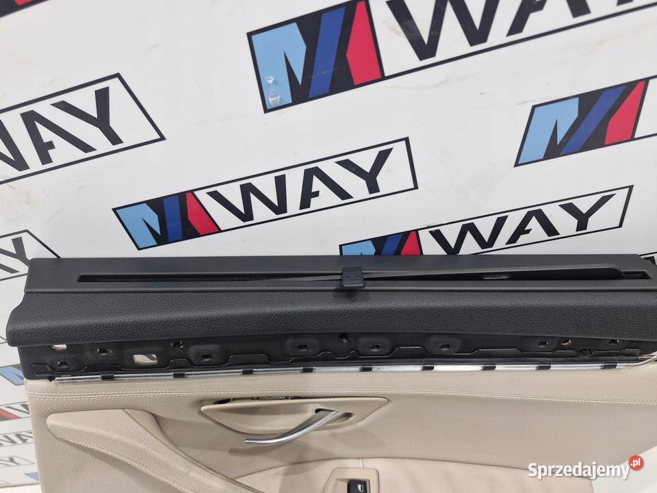 BMW 5 F10 F11 BOCZEK TAPICERKA DRZWI PRAWY TYŁ