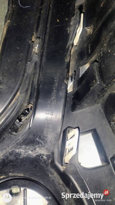 Grill atrapa przednia Toyota Yaris 2015 dolnośląskie Lubin