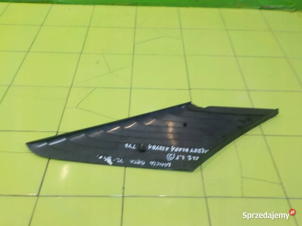 LANCIA BETA 20 B 83r COUPE 2D zaslepka blotnika osobowe Suków