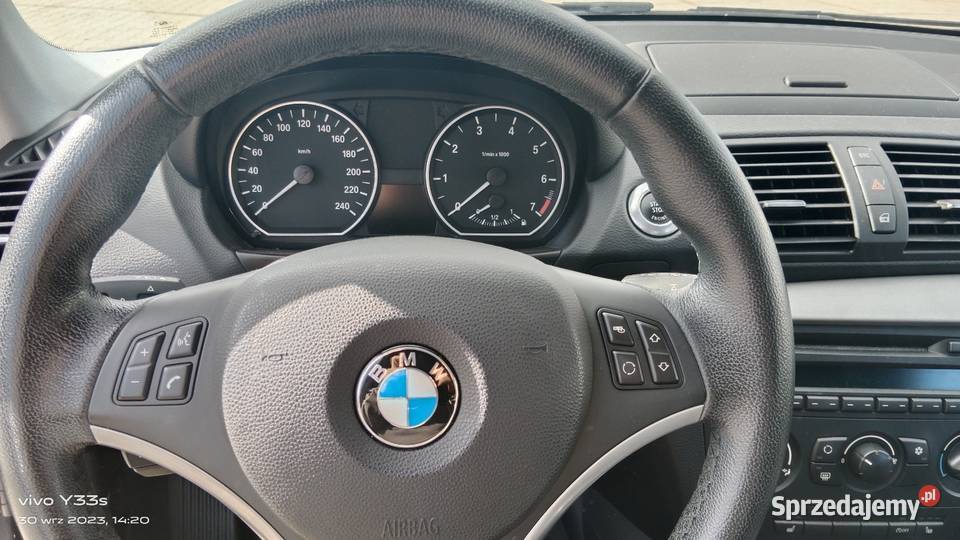 BMW seria 1 20 benzyna 2011 wersja LCI Kętrzyn