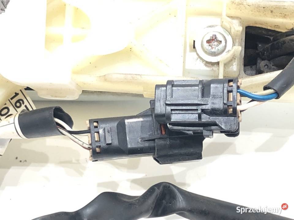 KLAMKA ZEWNĘTRZNA LEWY PRZÓD HYUNDAI VELOSTER Klamki sprzedam