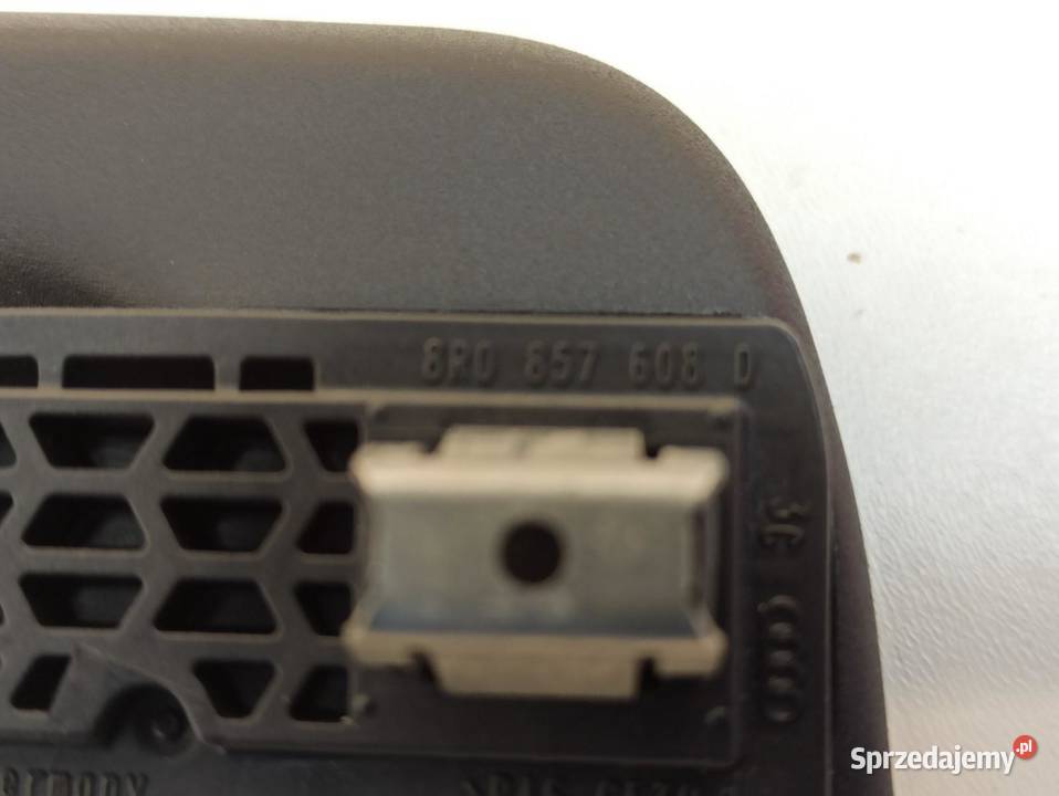 AUDI A5 8W RĄCZKI UCHWYTY KOMPLET 8R0857607J osobowe