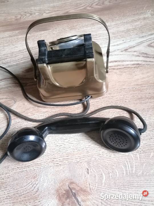 Stary telefon na tarcze z lat 50 tych