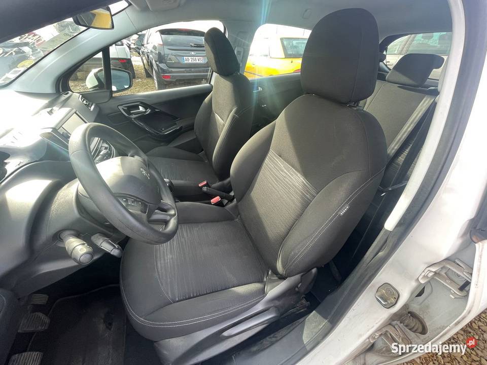 PEUGEOT 208 16 BlueHDi 75 ET247 Kielce