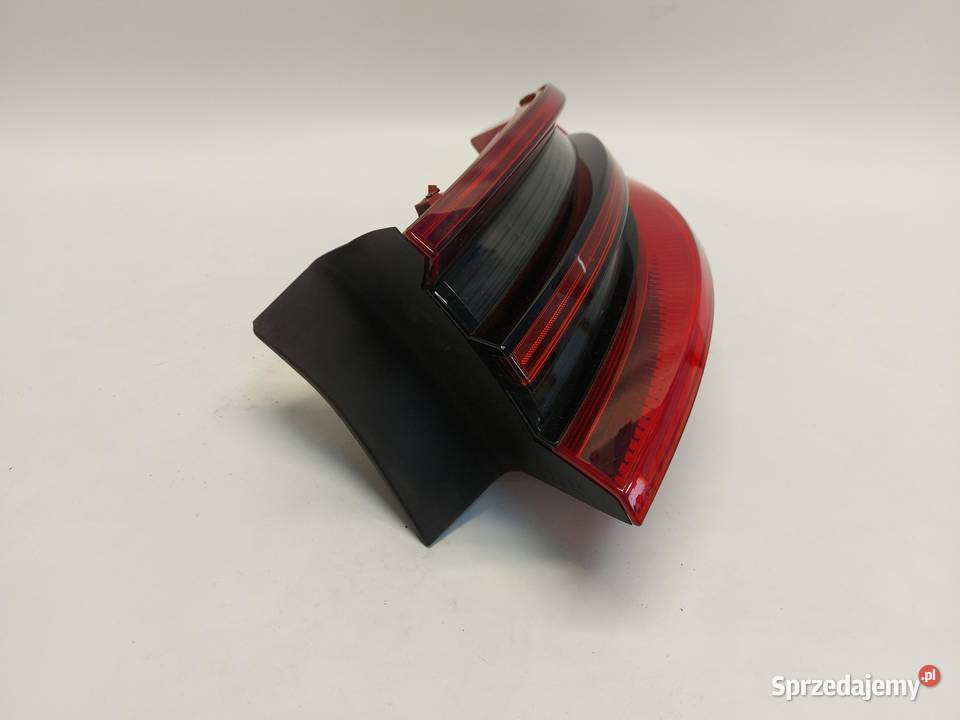 PORSCHE MACAN S 95B Lampa tył prawa 95B945096D