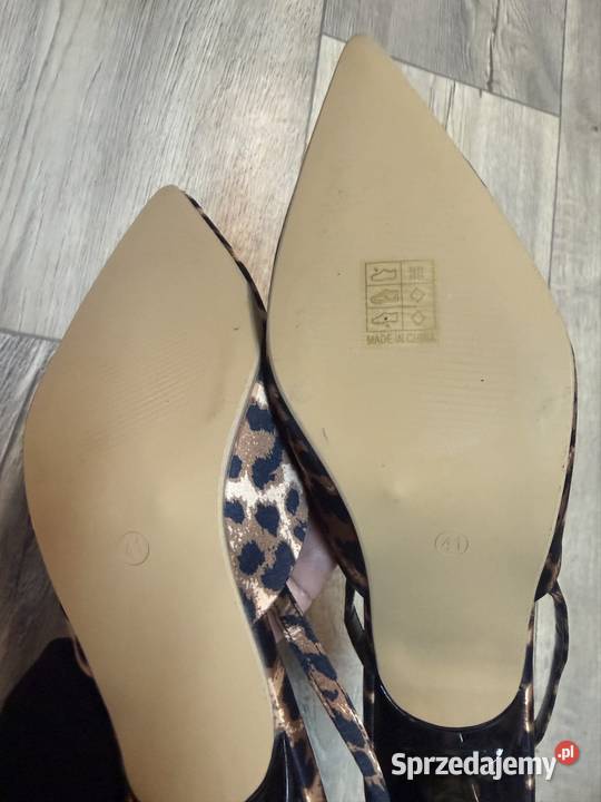 41 Panterkowe czółenka wieczorowe z odkrytą Czółenka Kraków