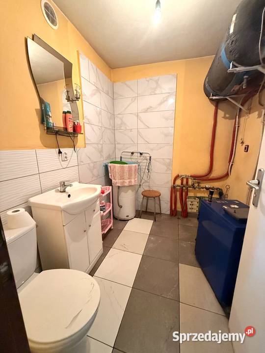 Dom z potencjałem i dużym zapleczem Łączewna gm sprzedam