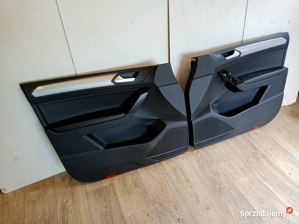 VW TOURAN III 5TA BOCZEK TAPICERKA LEWA PRZÓD wielkopolskie Rakoniewice sprzedam