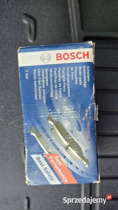 Zestaw klocków hamulcowych BOSCH Przod osobowe Szczecinek
