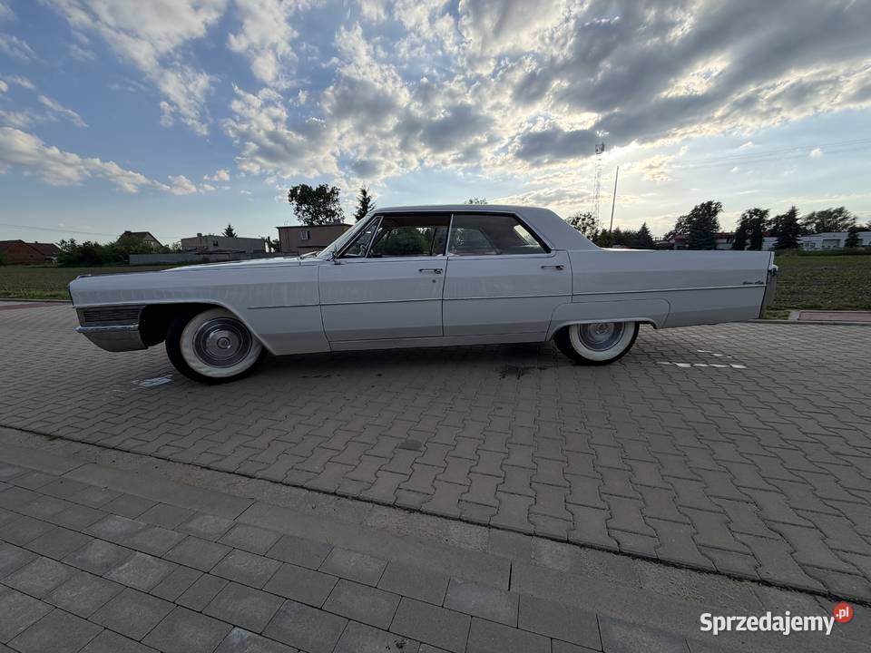Cadillac DeVille 1965 Nowa odsłona i nowa biały Milicz