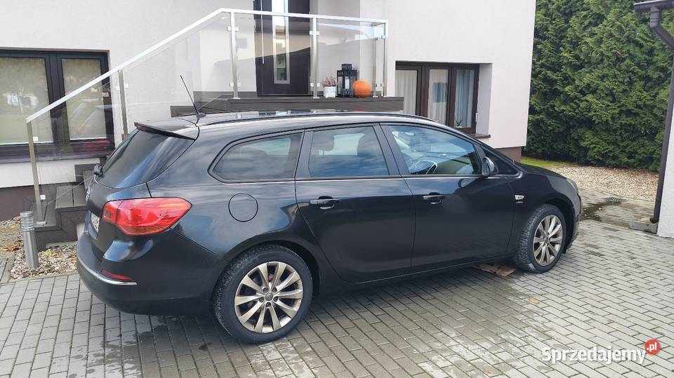 Opel Astra 14 turbo LPG 140 Active 4/5 Samochody osobowe łódzkie Radomsko