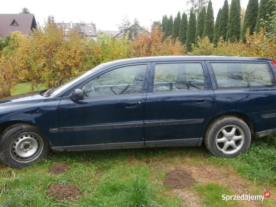 Sprzedam Volvo V70 II 24 2000r