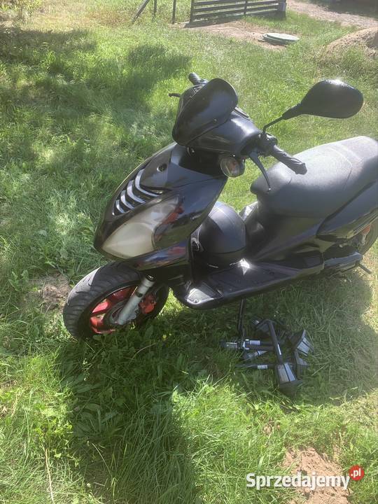sprzedam skuter remoncie nieuszkodzony