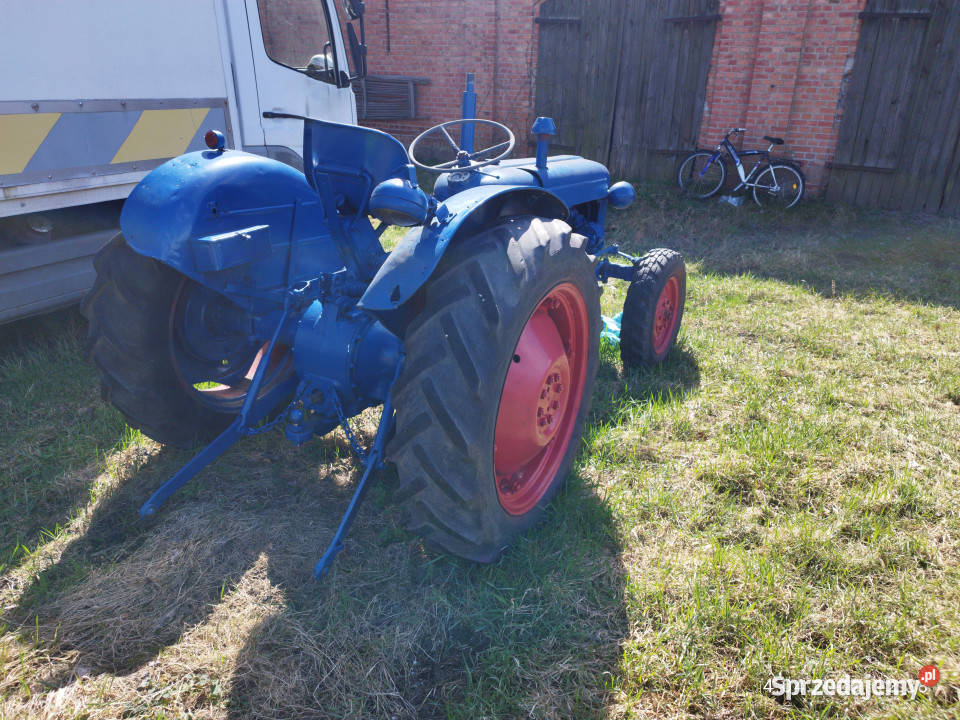 Ciągnik Fordson Ownice