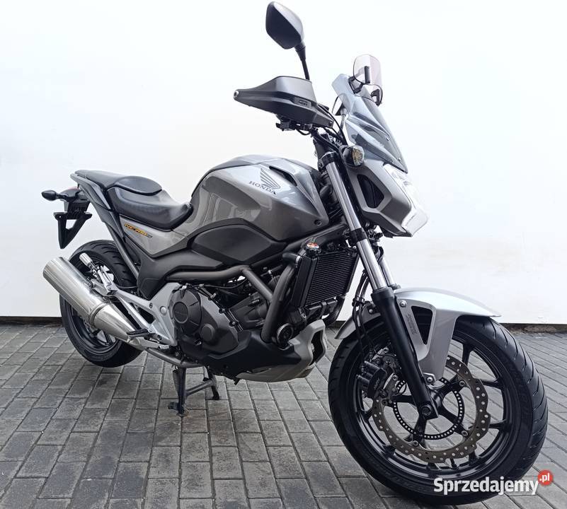 Honda NC 700SA NC700S dużo dodatków naked ABS NA nieuszkodzony Ostrołęka sprzedam