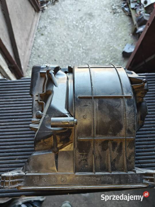 Wentylator nawiewu audi a6 c5 4F0 820 521 A Puławy sprzedam