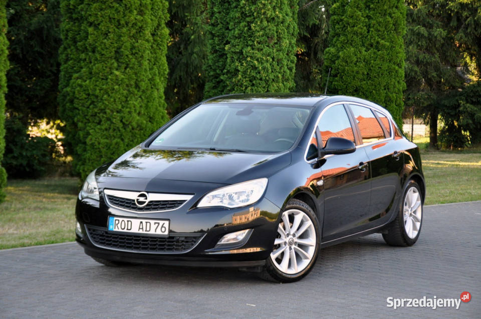 Opel Astra 16T180SkóryGrzane Fotele2xParktronikI isofix Ostrów Mazowiecka
