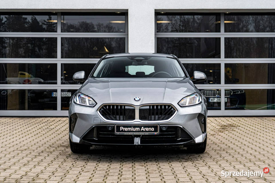 BMW 120 BMW 120 Dostępny ręki F70 2024 170KM Łódź