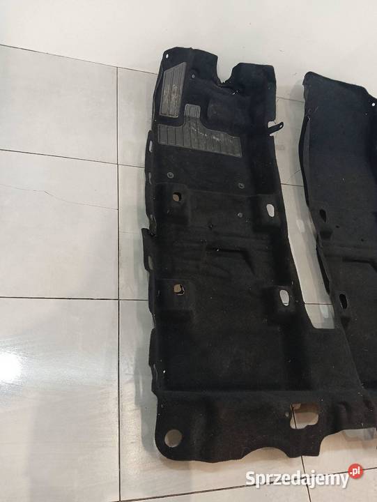 WYKŁADZINA WNĘTRZA DYWAN PODŁOGA 749029577R Rok produkcji 2022 Tapicerki samochodowe sprzedam