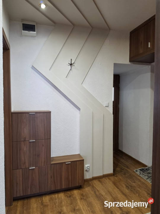 2pokojowe mieszkanie z balkonem i komórką Łódź
